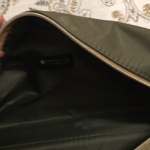 MACY’S TOILETRY BAG - Picture 5 of 6